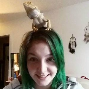 Meet your Posher, Sara