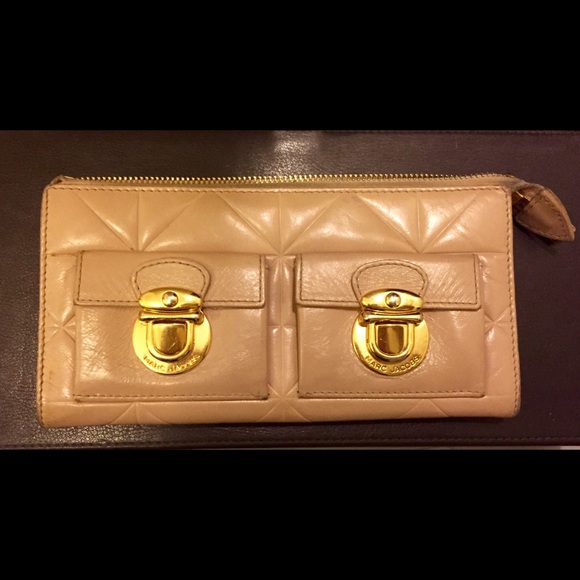 Marc Jacobs beige leather wallet - Picture 1 of 2