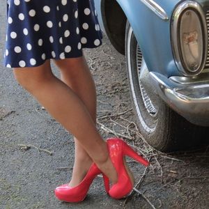 G by guess coral high heel pumps