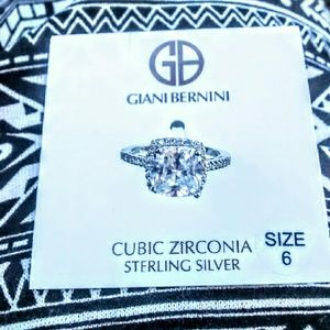 Sterling Silver CZ ring nwt