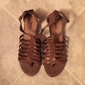 Mossimo gladiator sandals