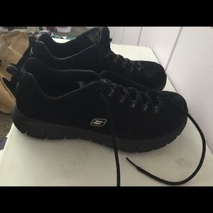 Extremely squishy black sketchers