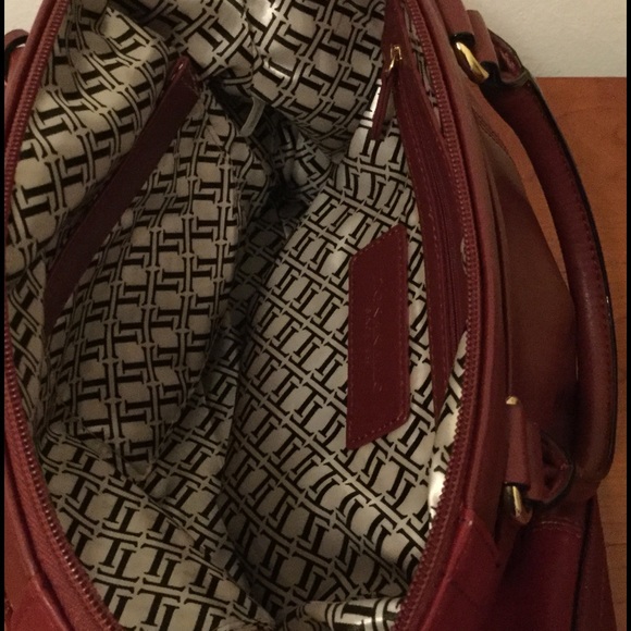 ⛔️Tignanello Smooth Operator Leather Satchel - Picture 4 of 4