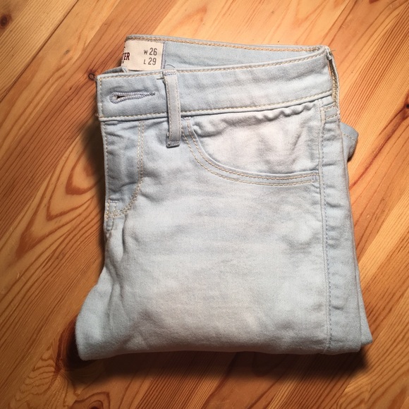 Light wash Hollister jeggings
