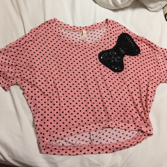 Polka dot crop top with sequin bow