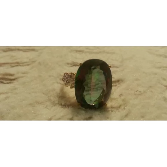 12.17 ct Mystic Topaz 12 pc diamonds size 7 new