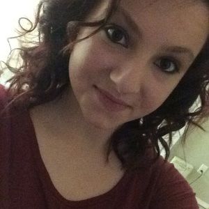 Meet your Posher, Crissy