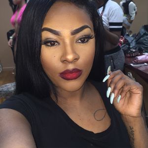 Meet your Posher, Queen'taj