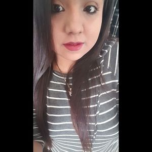 Meet your Posher, Ana