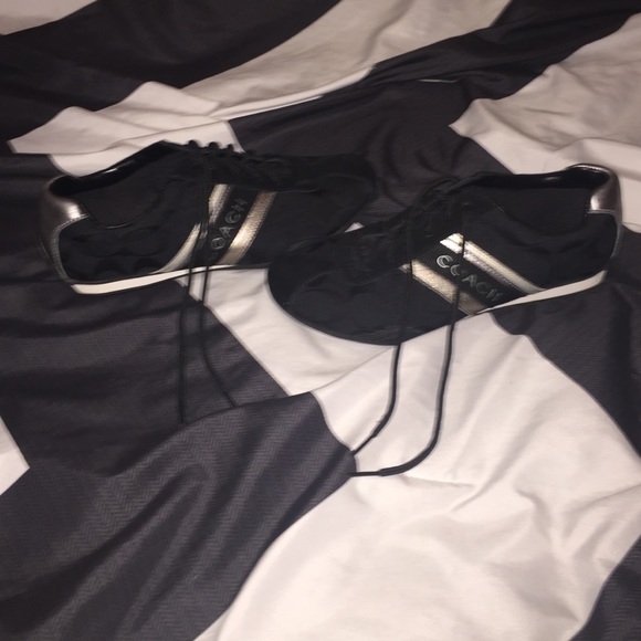 Slim Coach running shoes