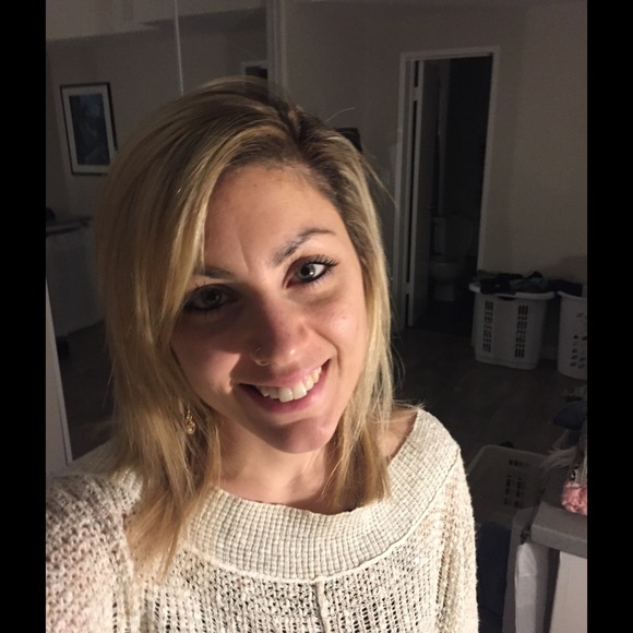 Meet your Posher, Jacaline