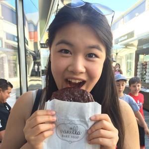 Meet your Posher, Melissa