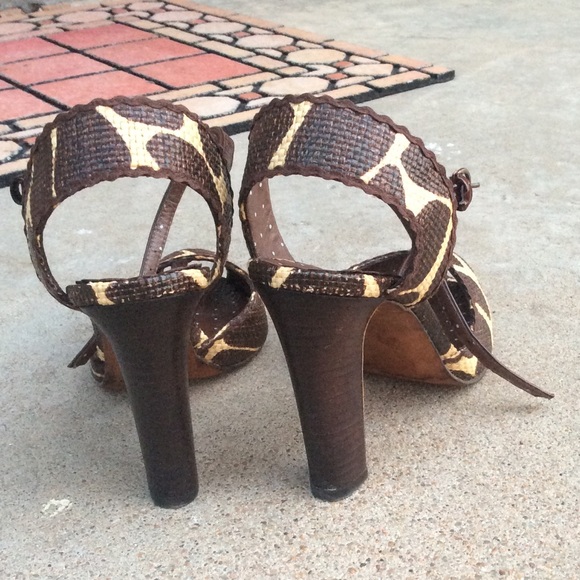 SOLD - Picture 3 of 4