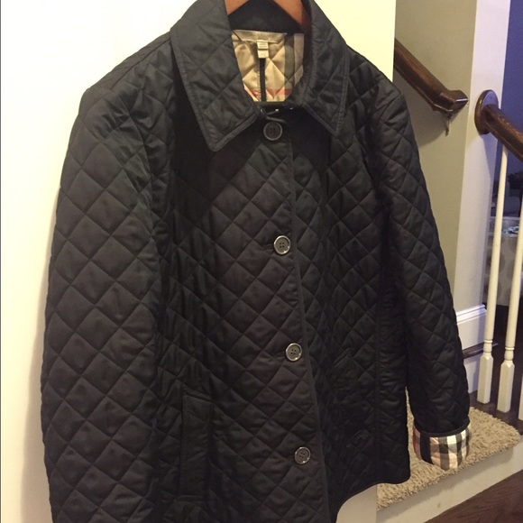 BURBERRY QUILTED JACKET