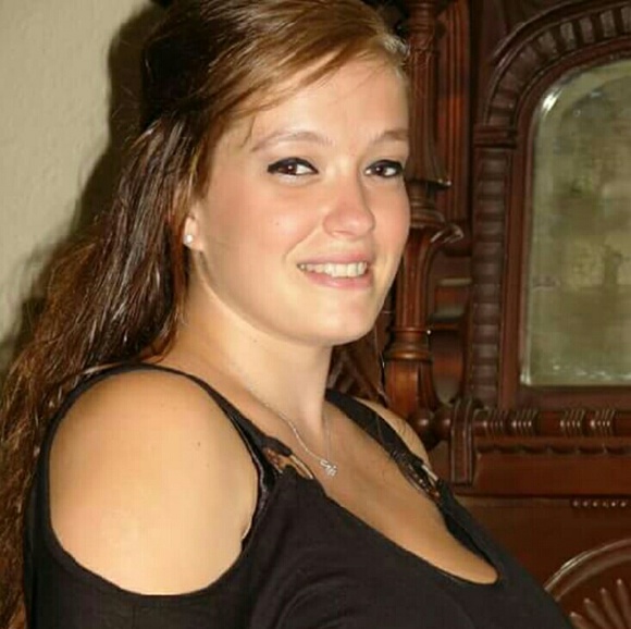 Meet your Posher, Alisha