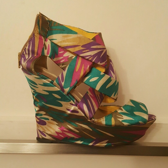 Multi-Color Wedges