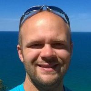 Meet your Posher, Eric