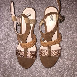 Carlos Santana summer wedges