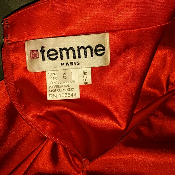 RED La Femme Prom/Evening Gown - Picture 4 of 4