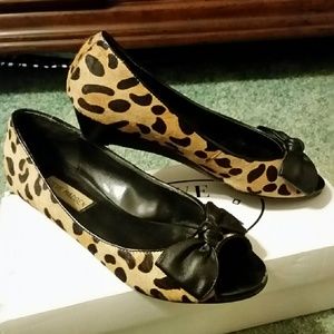 Kitten Wedge Steve Madden open toe shoes