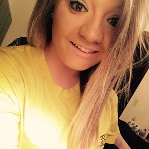 Meet your Posher, Hailey