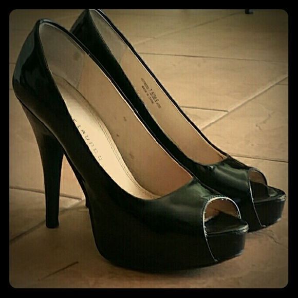 ***SOLD***Chinese Laundry Stiletto 7.5