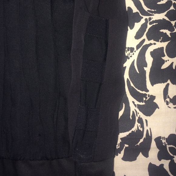 BRAND NEW Alice & Olivia Black Dress with Sleeves - Picture 2 of 4