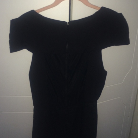 BRAND NEW Alice & Olivia Black Dress with Sleeves - Picture 4 of 4