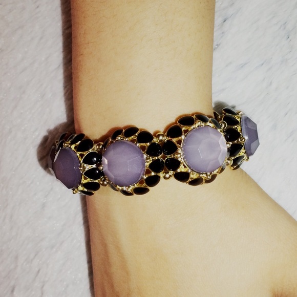 Round Dome Lavender Bracelet - Picture 3 of 3