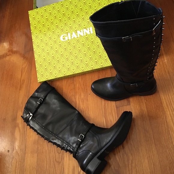 Gianni Bini Sexy  Leather Boots 🌟Sale Today🌟 - Picture 1 of 4