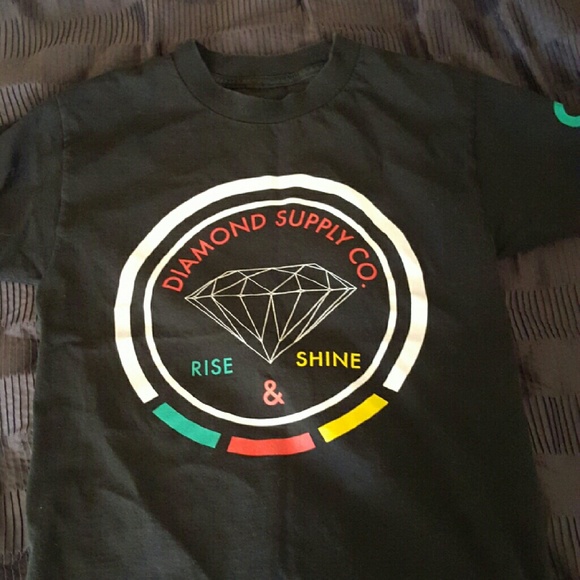 Diamond t-shirt mens size small