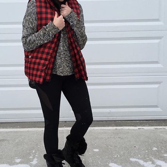 Plaid puffer vest