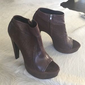 Elizabeth and James Booties - Size 10