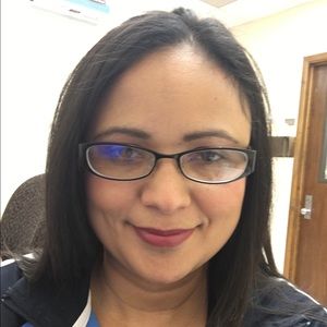 Meet your Posher, Sandra