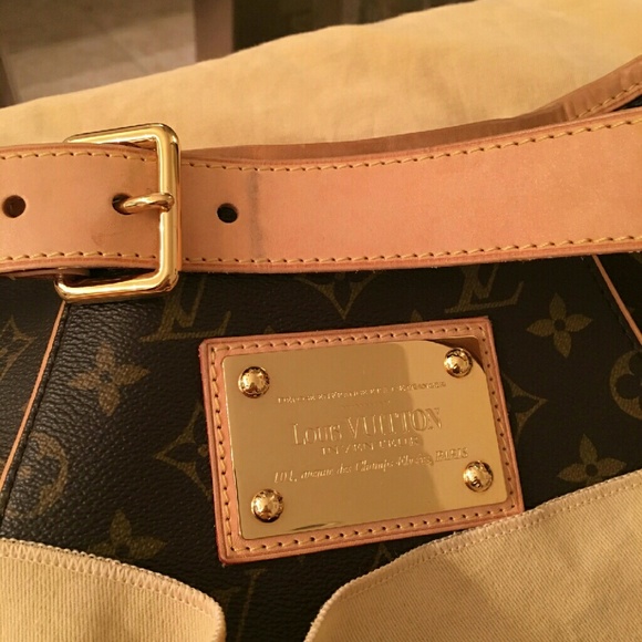 🌹SOLD! SOLD!🌹AUTHENTIC Louis Vuitton Galliera PM - Picture 3 of 4