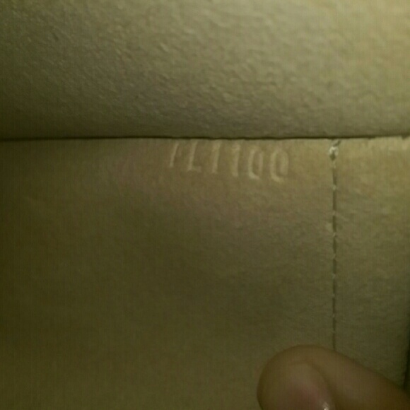 🌹SOLD! SOLD!🌹AUTHENTIC Louis Vuitton Galliera PM - Picture 4 of 4