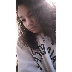 Meet your Posher, Javin