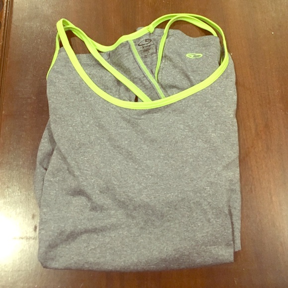 Workout top!