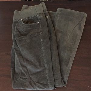 Gap 1969 bootcut maternity corduroy jeans 31/32