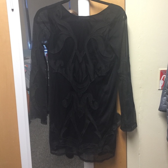 URBAN OUTFITTERS Black wide sleeved dress! Size XS
