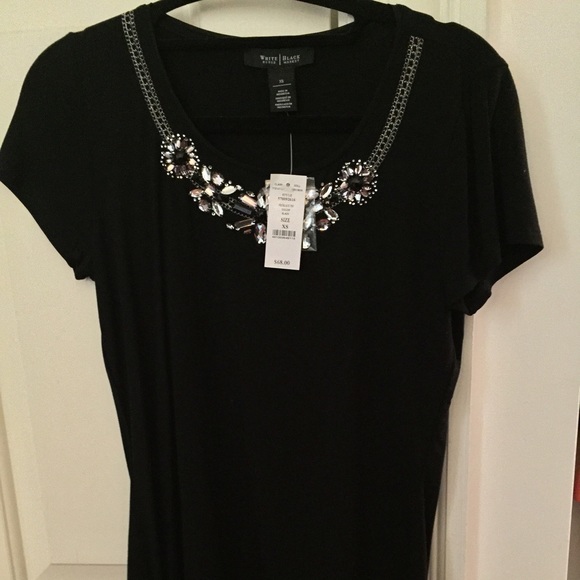 White House | Black Market Stone Necklace Tee - Picture 2 of 3