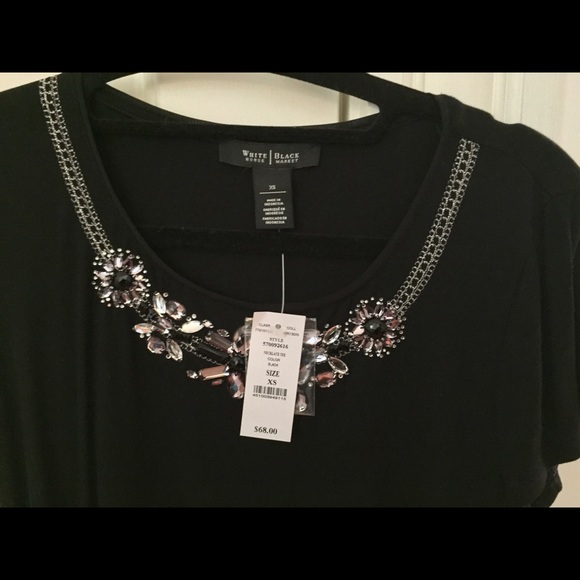 White House | Black Market Stone Necklace Tee - Picture 3 of 3