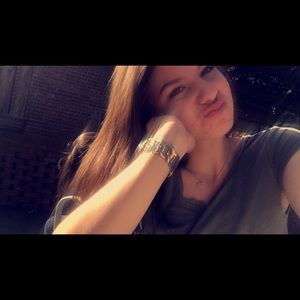 Meet your Posher, Taylor