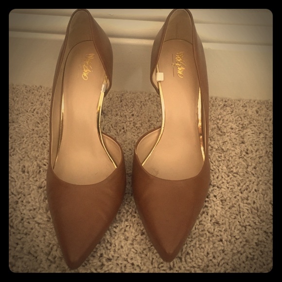 Mossimo Lainee cognac heels