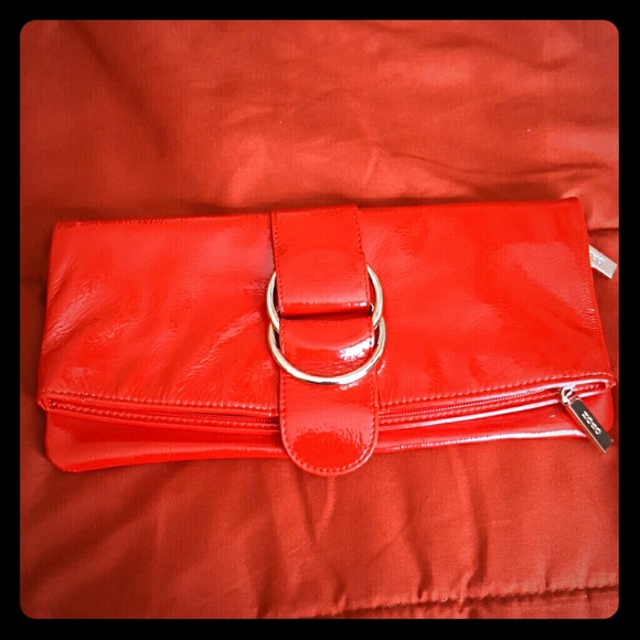 Clutch handbag