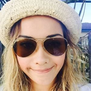 Meet your Posher, Priscilla