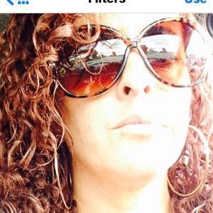 Meet your Posher, Aileen