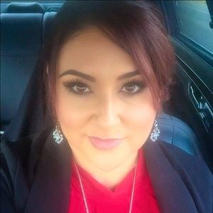 Meet your Posher, Sonia