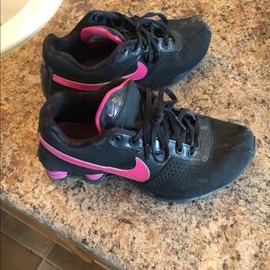 Black and pink sued Nike shocks