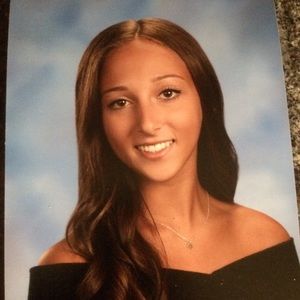 Meet your Posher, Marissa